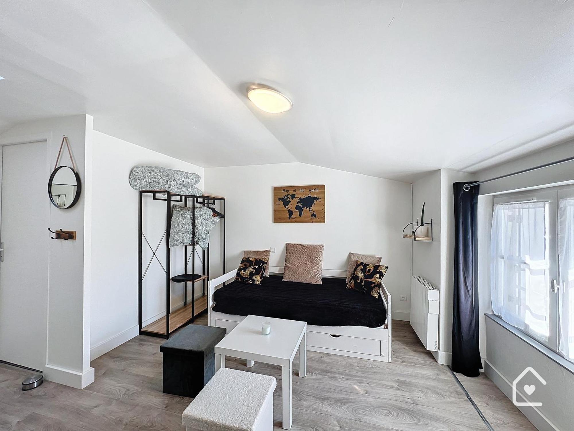 Les Bords Du Clain - Entree Autonome Studio Poitiers Exterior photo