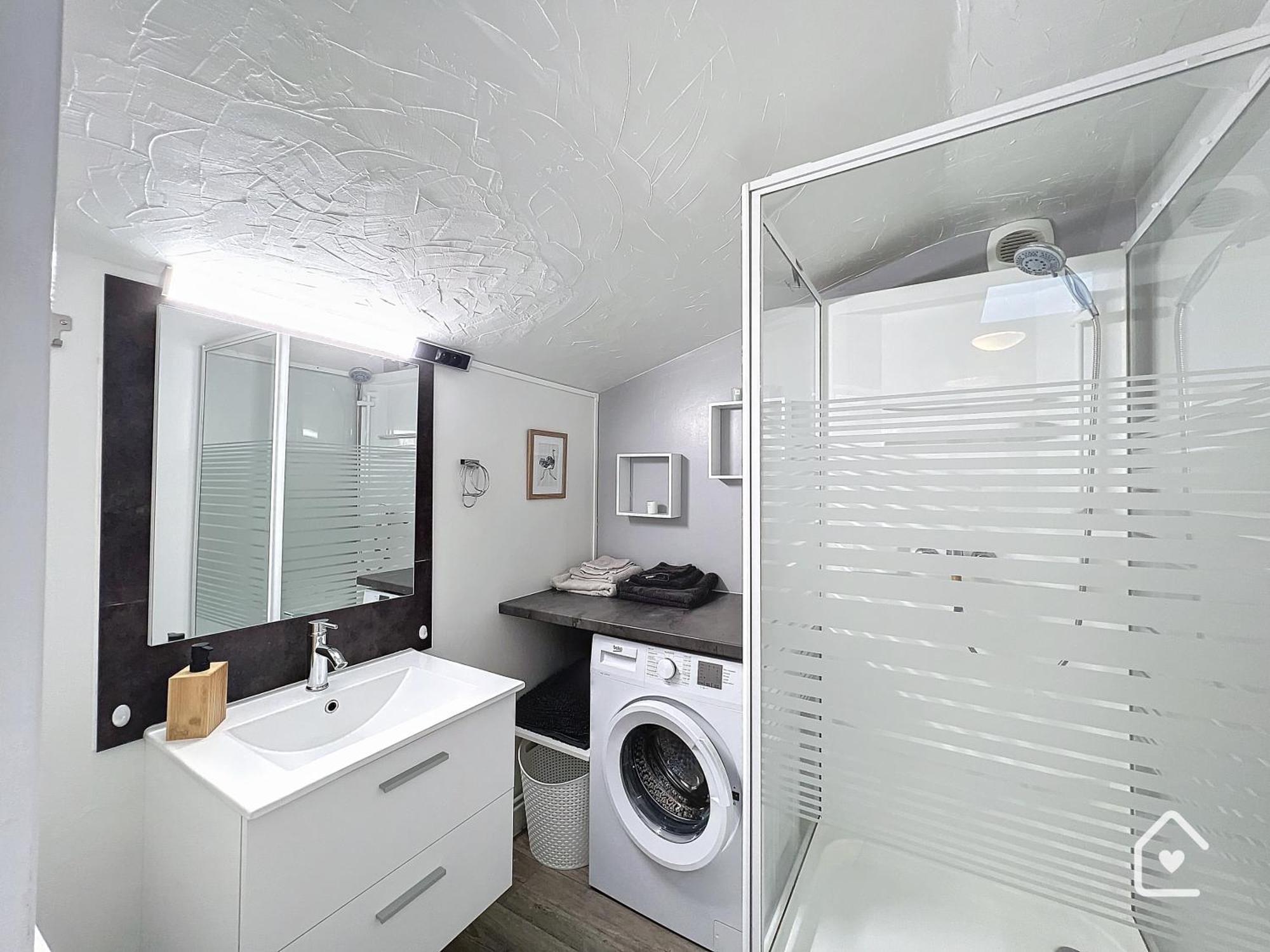 Les Bords Du Clain - Entree Autonome Studio Poitiers Exterior photo