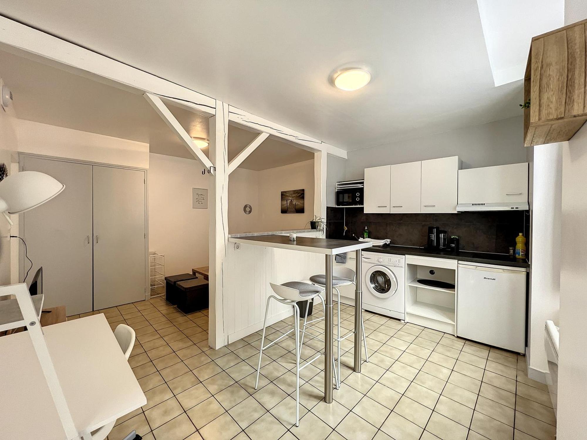 Les Bords Du Clain - Entree Autonome Studio Poitiers Exterior photo