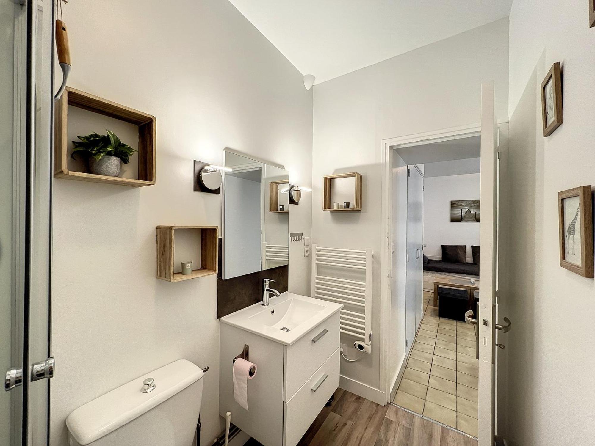 Les Bords Du Clain - Entree Autonome Studio Poitiers Exterior photo
