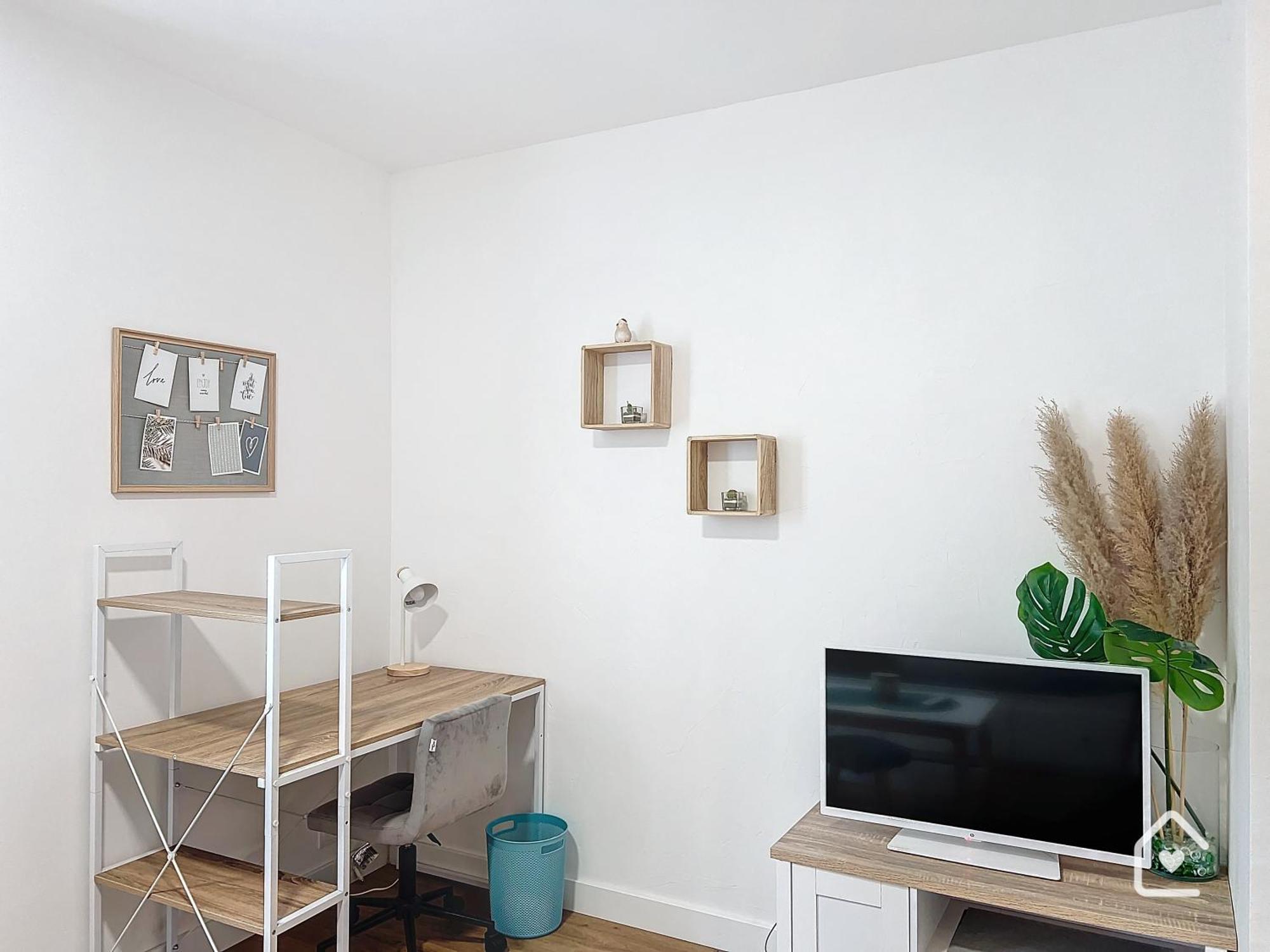 Les Bords Du Clain - Entree Autonome Studio Poitiers Exterior photo