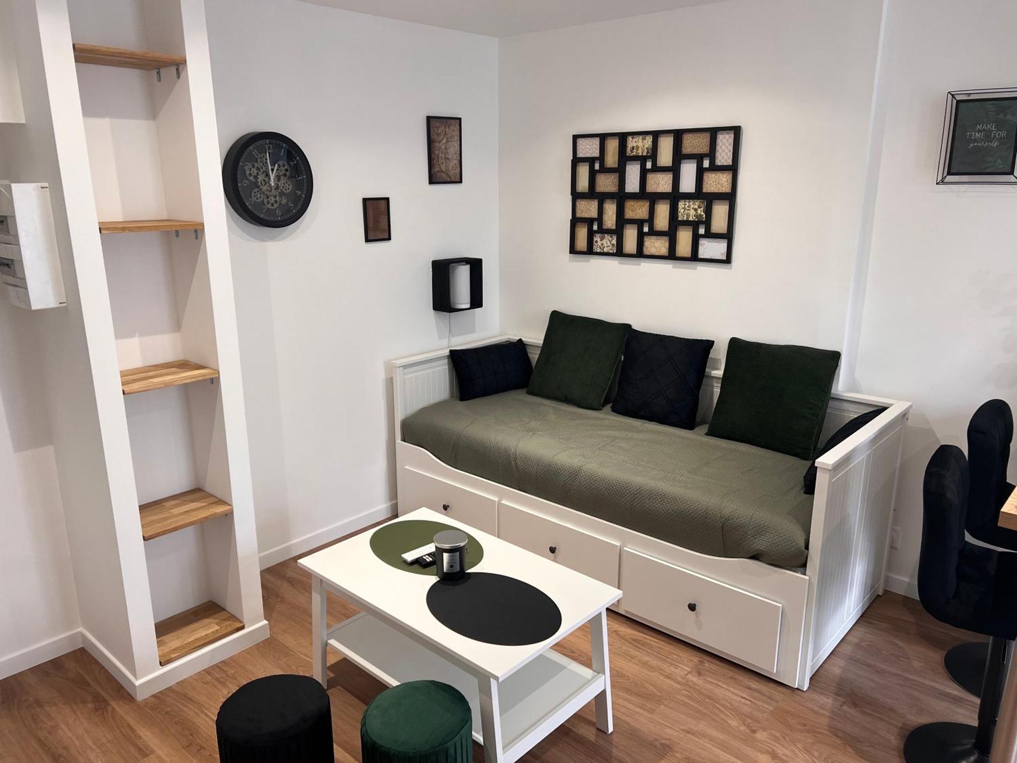 Les Bords Du Clain - Entree Autonome Studio Poitiers Exterior photo