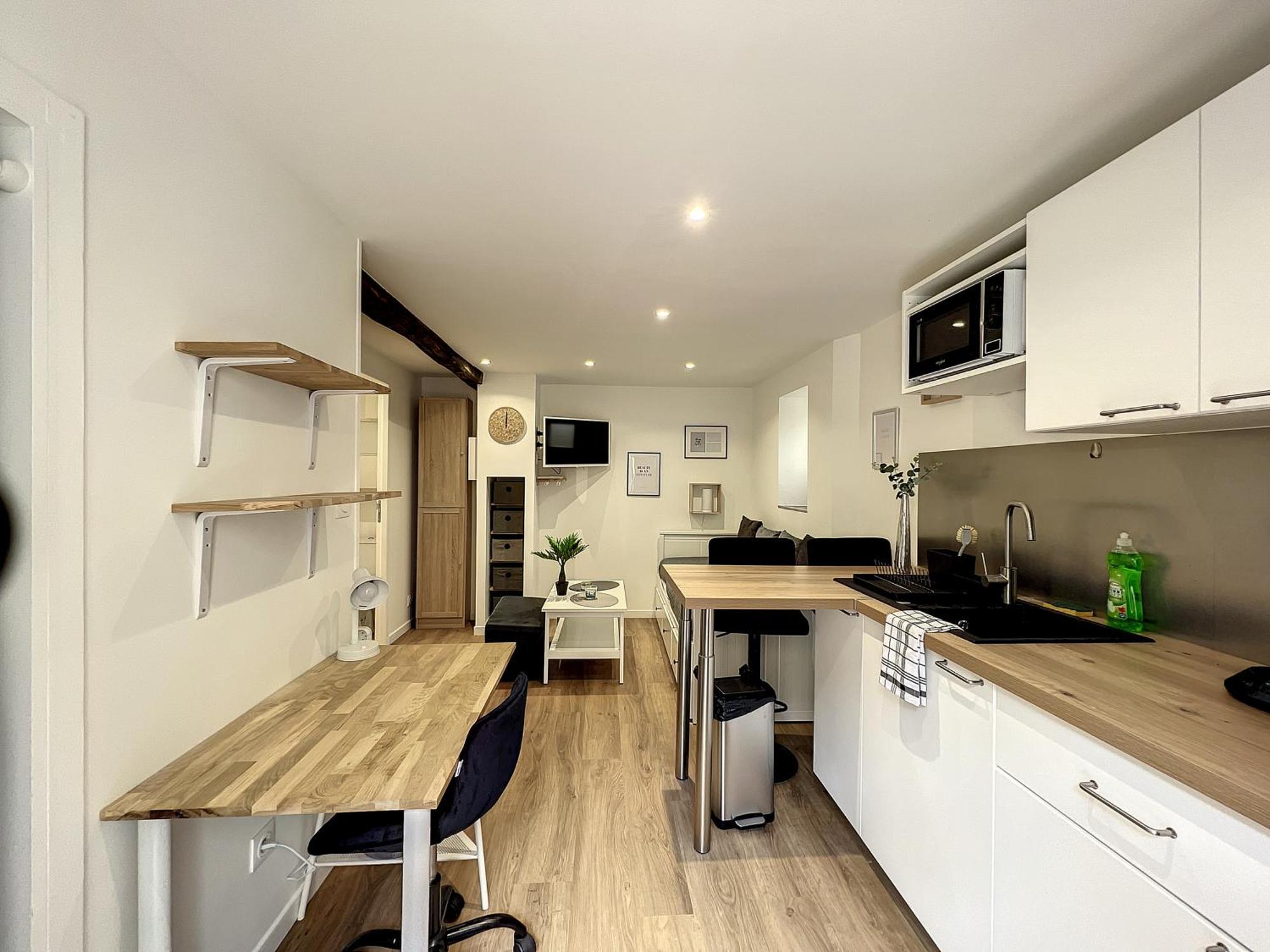 Les Bords Du Clain - Entree Autonome Studio Poitiers Exterior photo